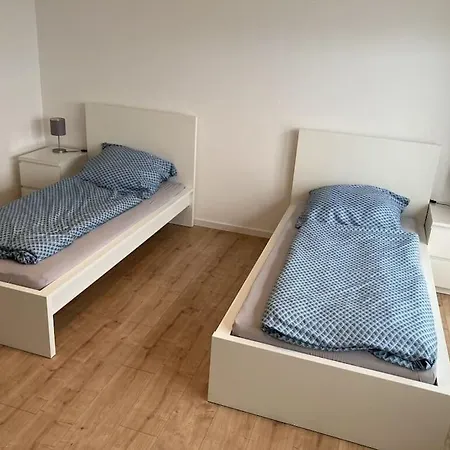 Apartment 3 Küche Bad - Monteurwohnung In Ruhiger Lage